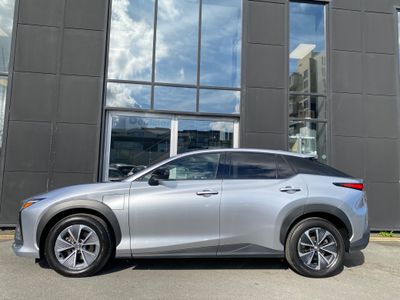 2024 Lexus RZ