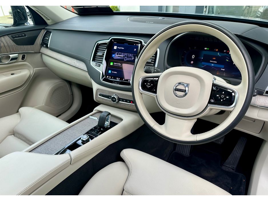 2022 Volvo XC90