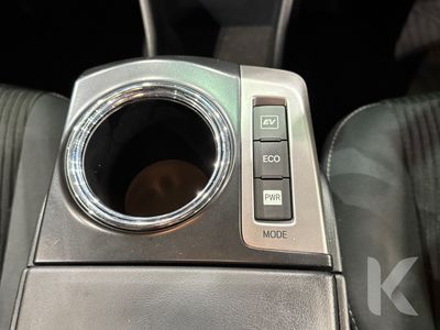 2020 Toyota Prius Alpha