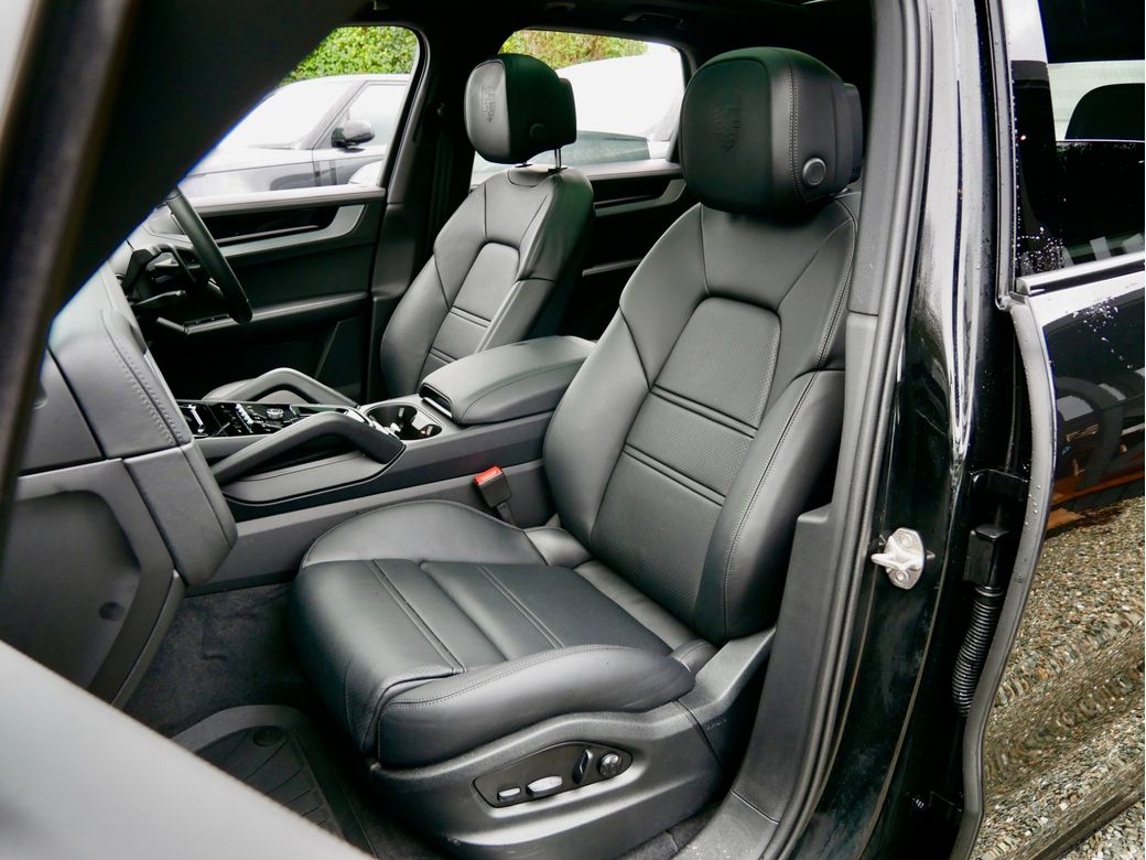 2025 Porsche Cayenne