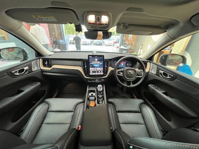 2025 Volvo XC60