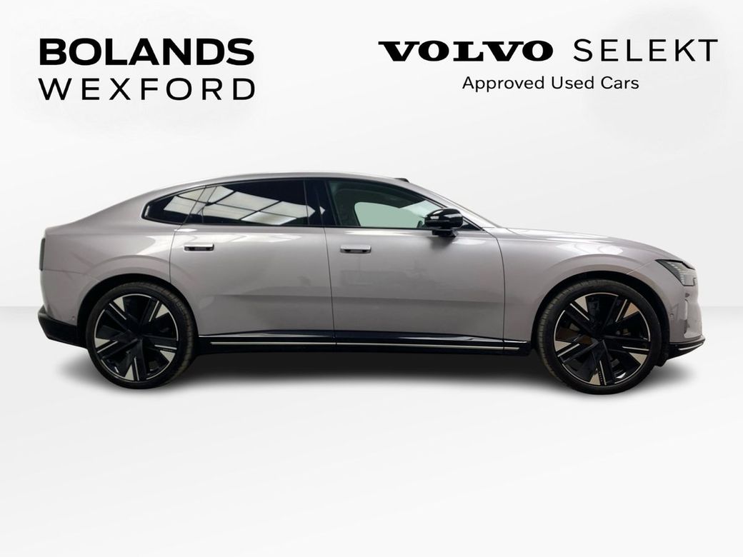 2026 Volvo ES90