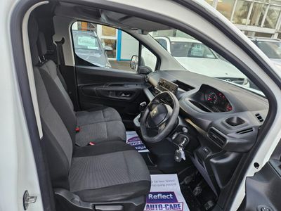 2021 Peugeot Partner