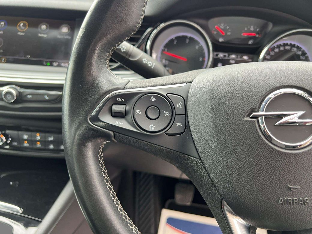 2021 Opel Insignia