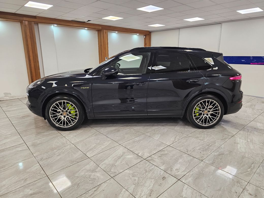 2023 Porsche Cayenne