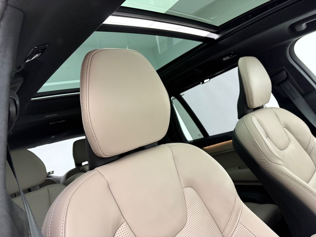 2025 Volvo XC90