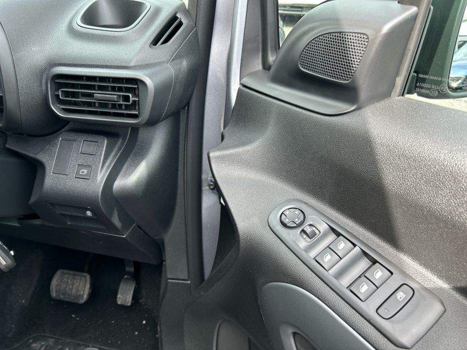 2025 Opel Combo Life