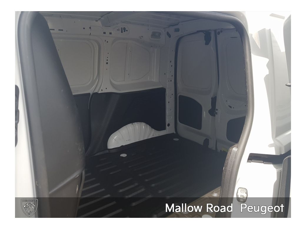 2023 Peugeot Partner