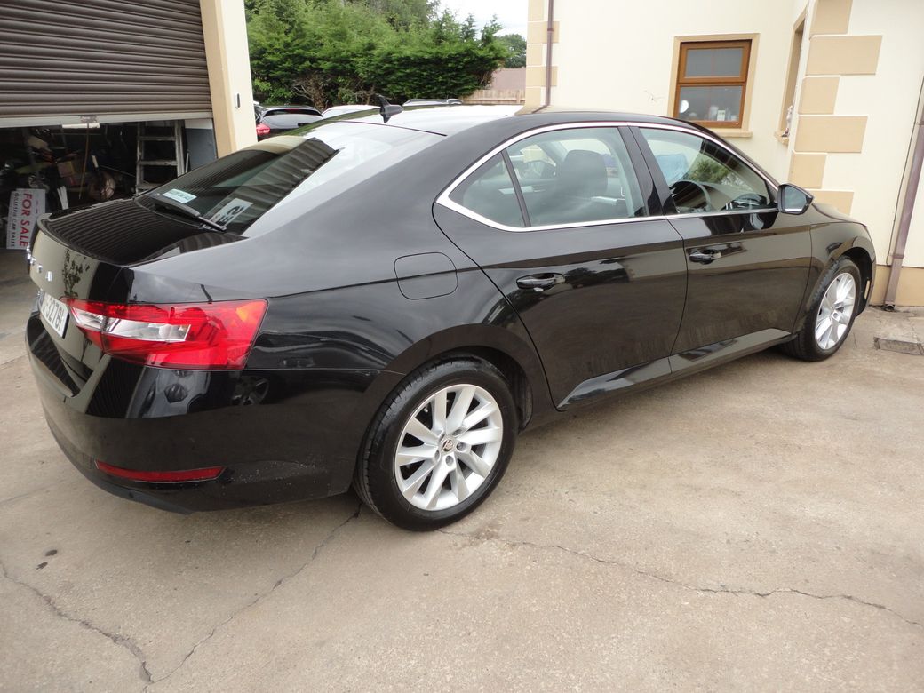 2023 Skoda Superb
