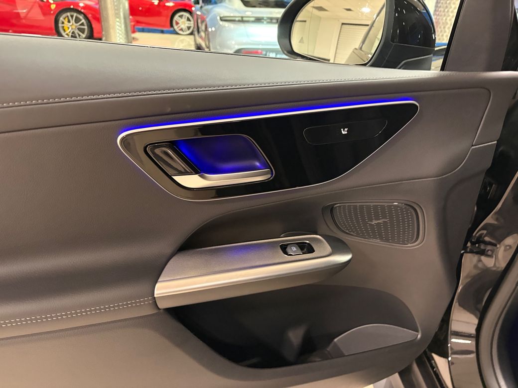 2025 Mercedes-Benz GLC Class