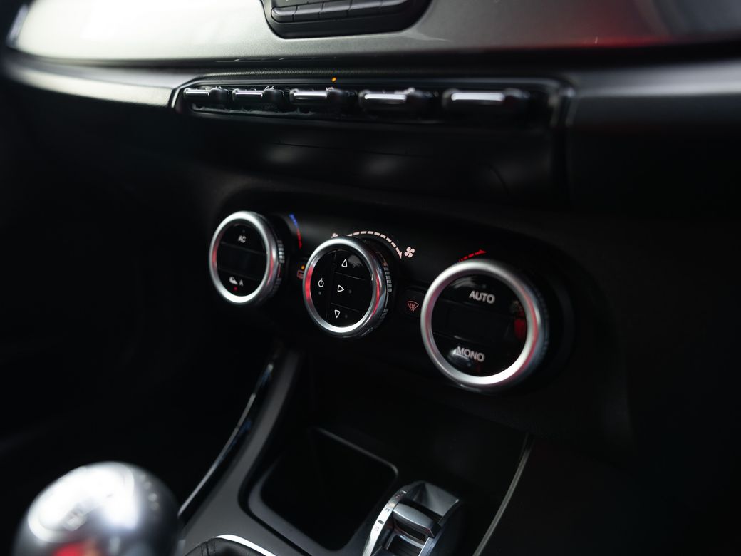 2011 Alfa Romeo Giulietta