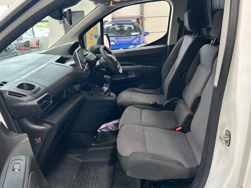 2020 Peugeot Partner