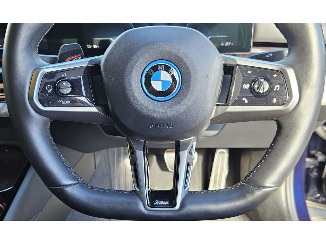 2024 BMW i5