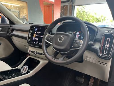 2021 Volvo XC40