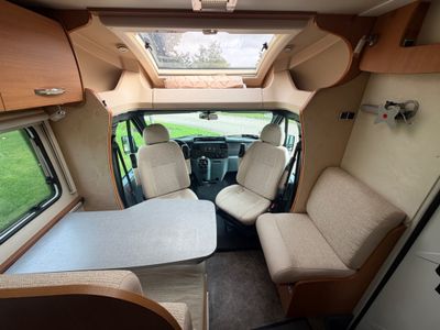 2012 CHALLENGER GENESIS 58 L.H.D LOW PROFILE MANUAL