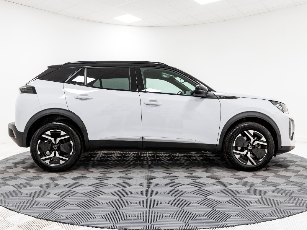 2025 Peugeot 2008