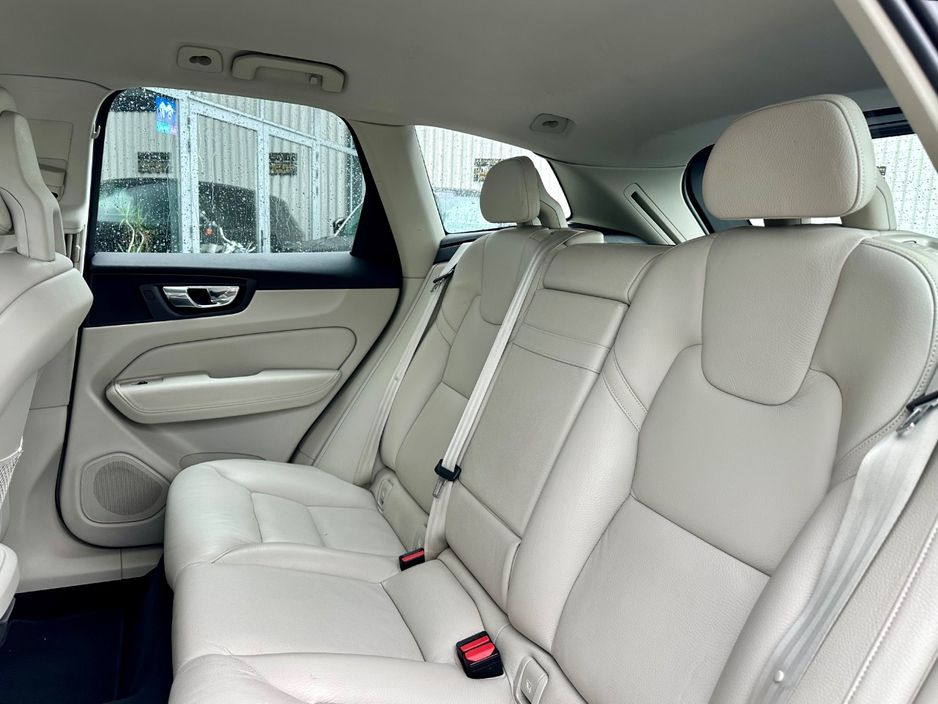 2017 Volvo XC60