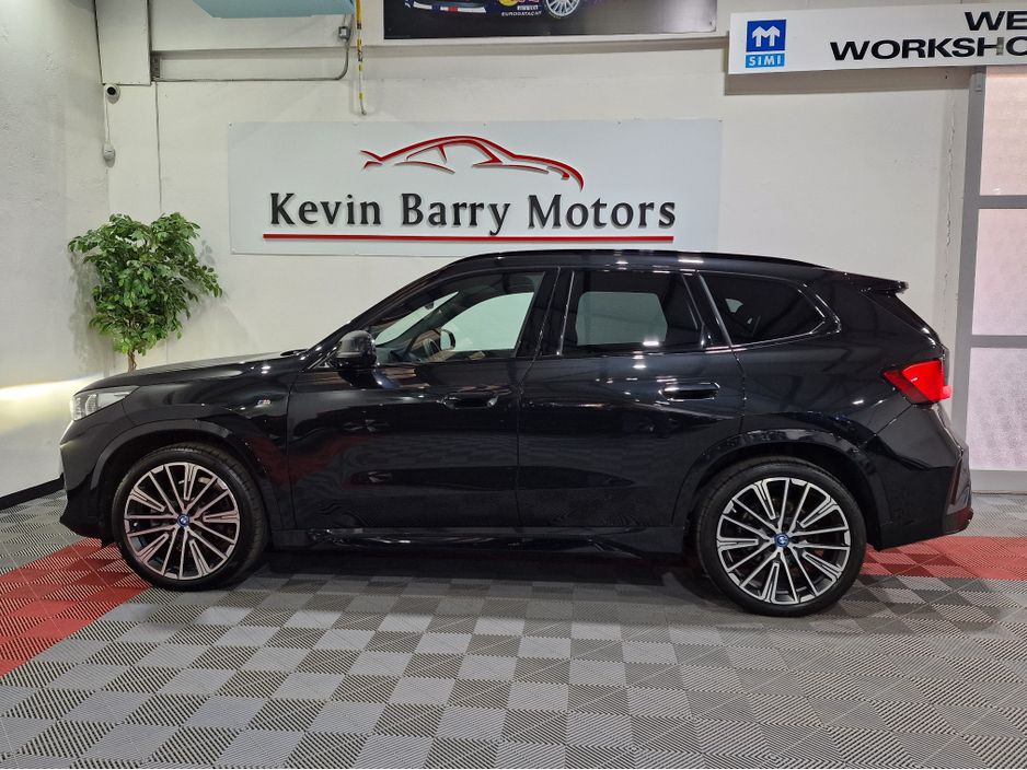 2023 BMW iX1
