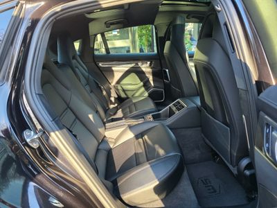 2023 Porsche Panamera