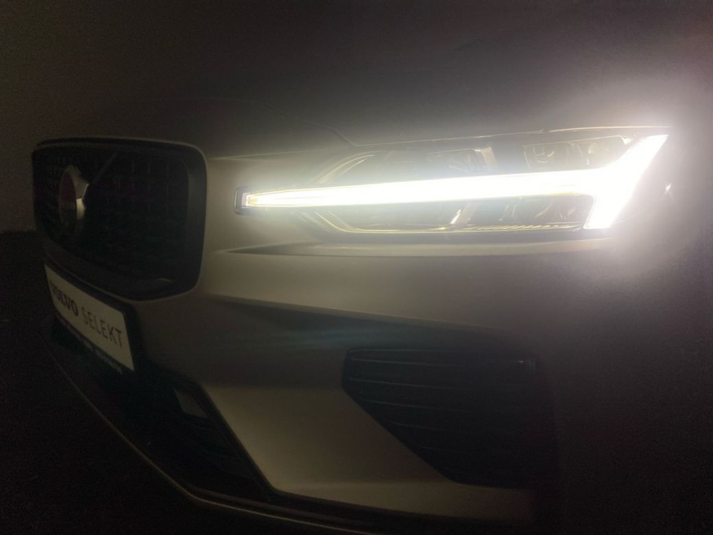 2023 Volvo V60