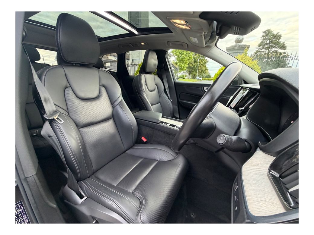 2022 Volvo XC60