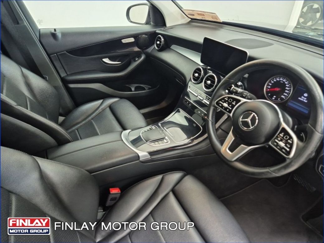 2023 Mercedes-Benz GLC Class