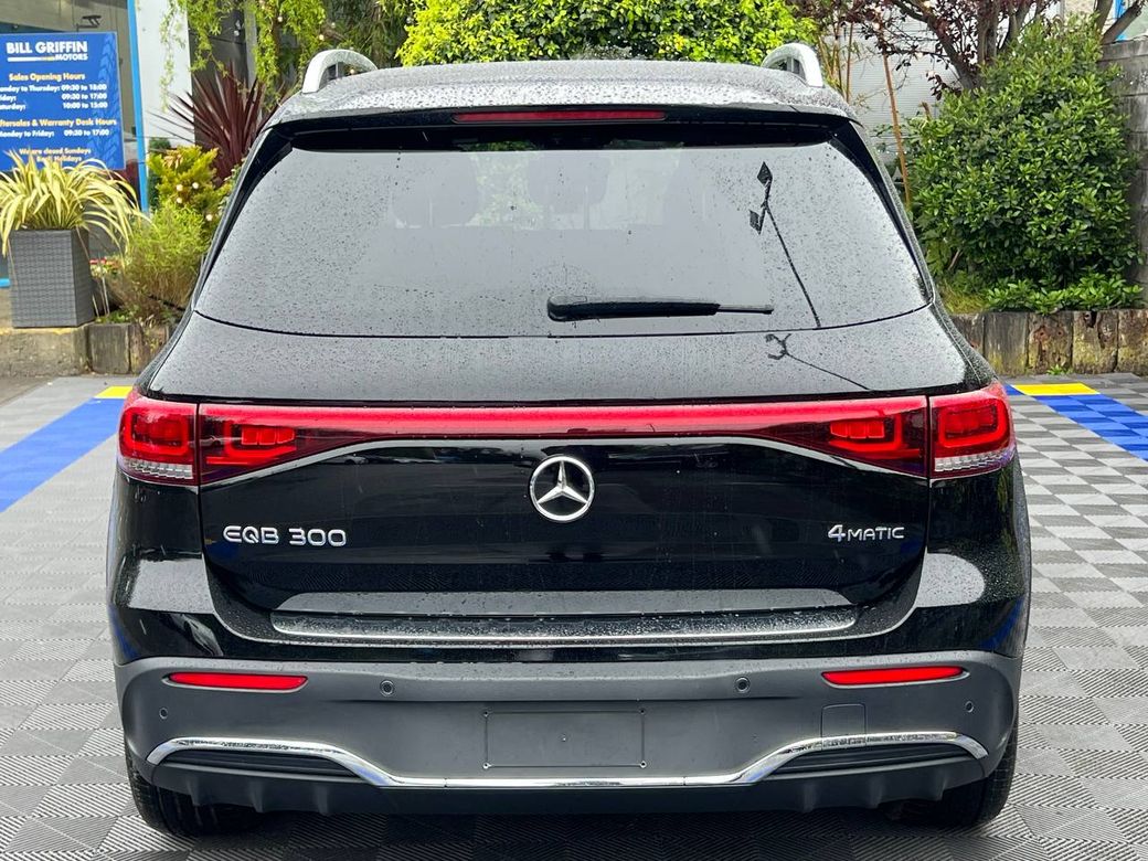 2023 Mercedes-Benz EQB