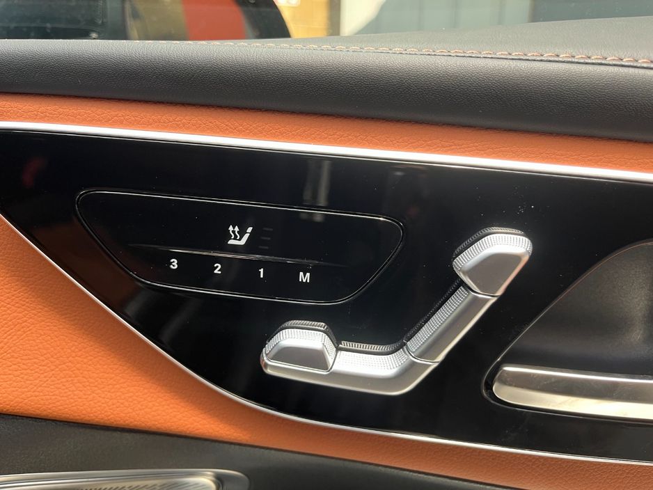 2024 Mercedes-Benz GLC Class