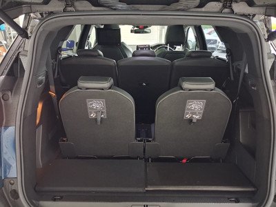 2021 Peugeot 5008