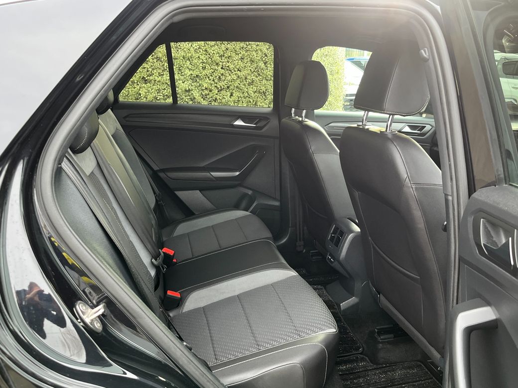 2022 Volkswagen T-Roc