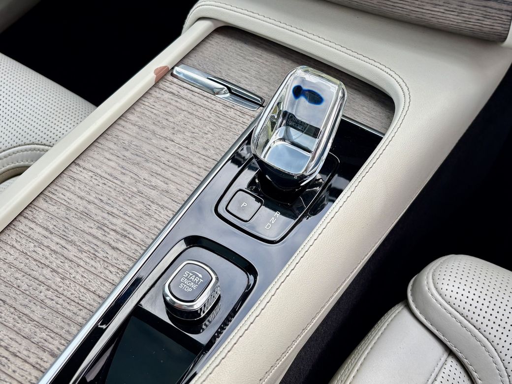 2022 Volvo XC90