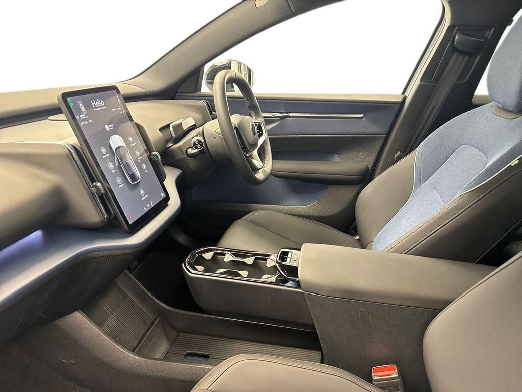 2025 Volvo EX30