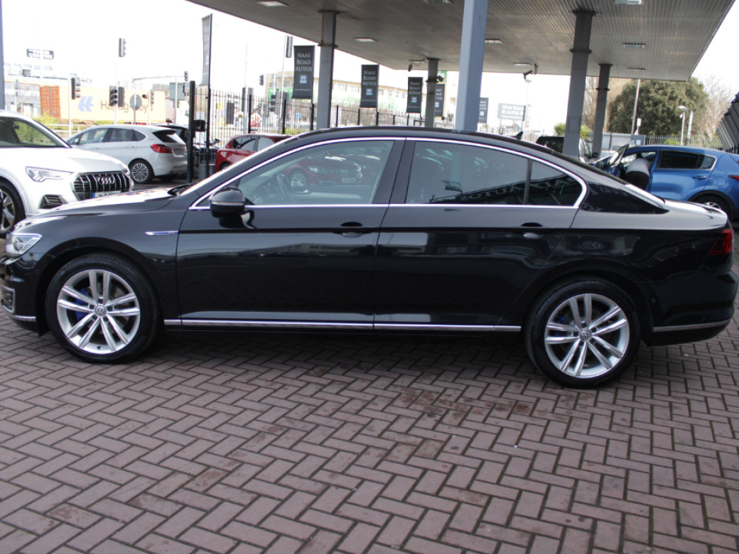 2016 Volkswagen Passat