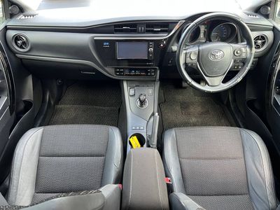2017 Toyota Auris