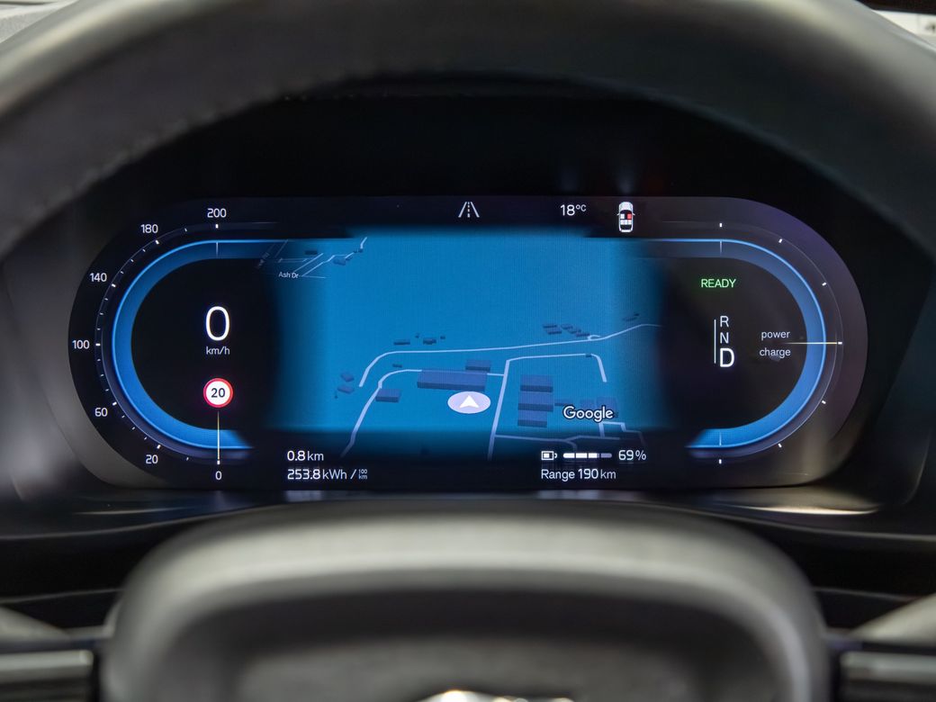2022 Volvo XC40