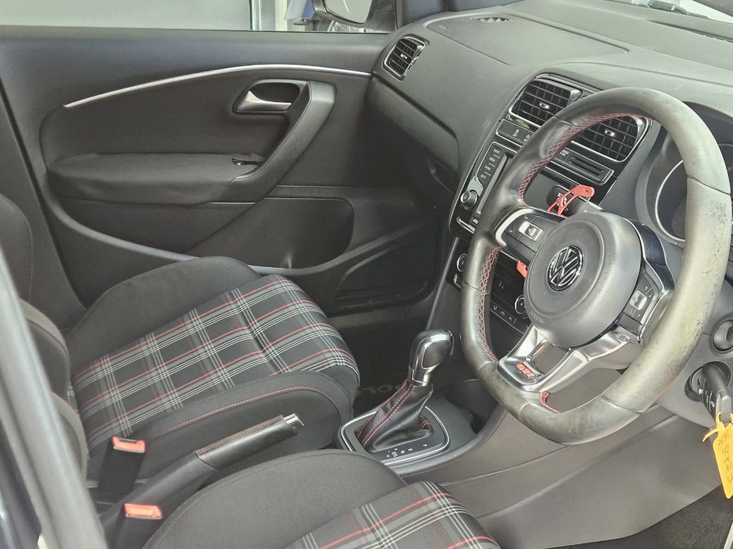 2015 Volkswagen Polo