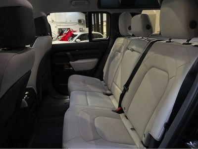 2025 Land Rover Defender