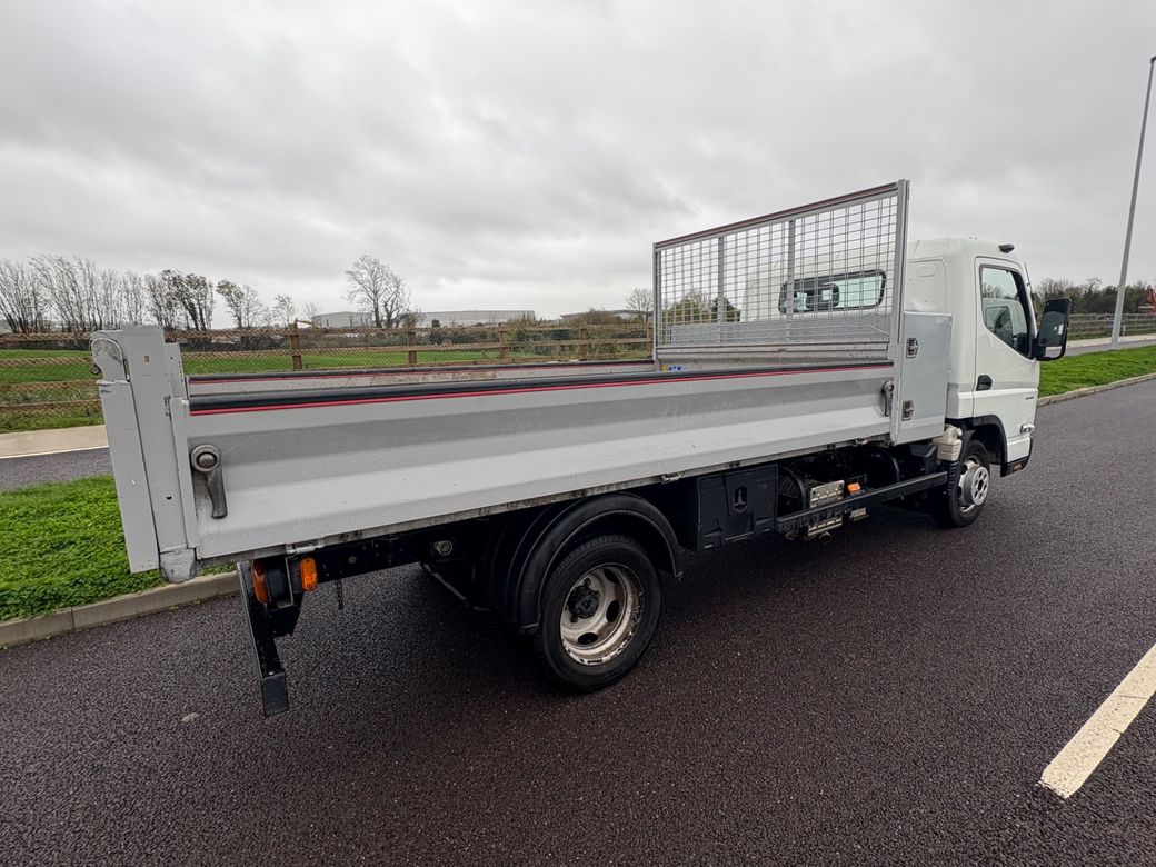 2023 Mitsubishi Canter