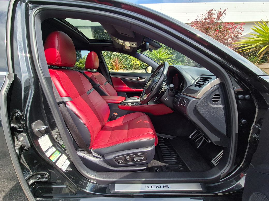2018 Lexus GS 300H