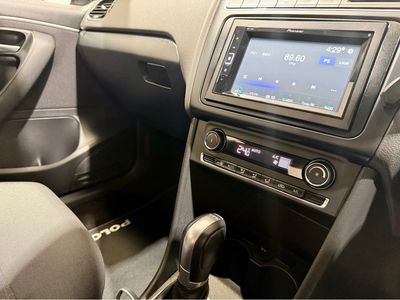 2017 Volkswagen Polo