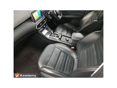 2023 MG HS