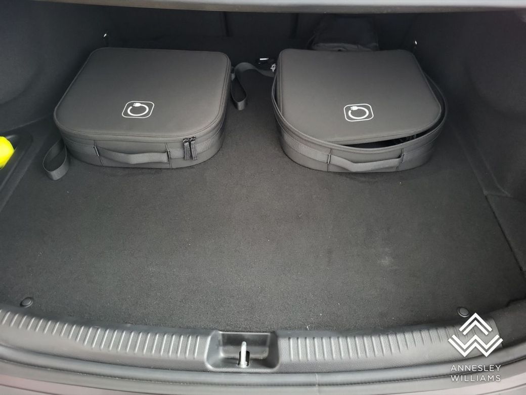 2025 Mercedes-Benz C Class