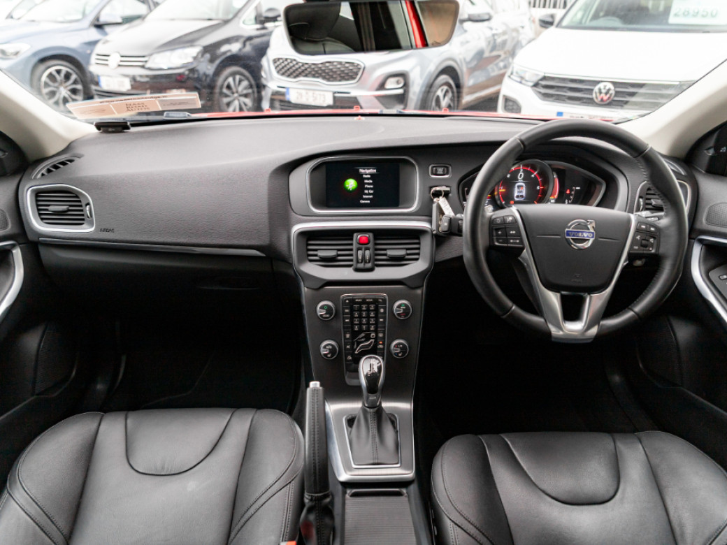 2015 Volvo V40