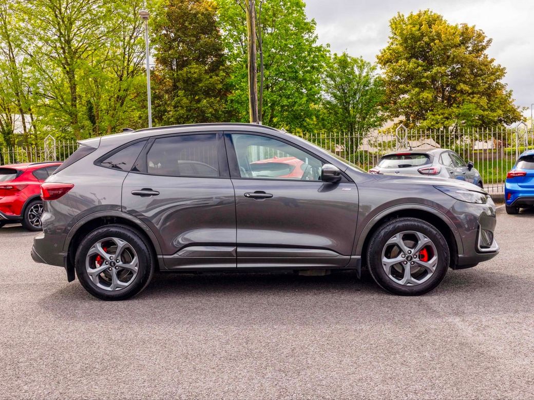 2025 Ford Kuga