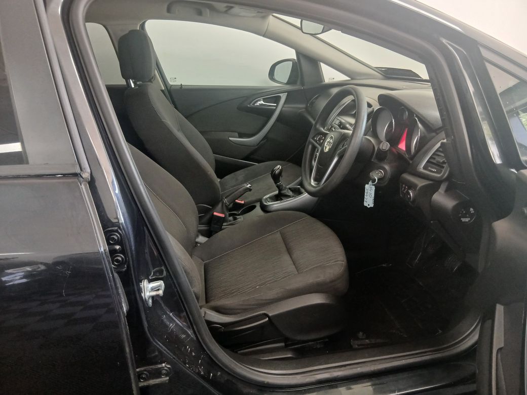 2014 Vauxhall Astra