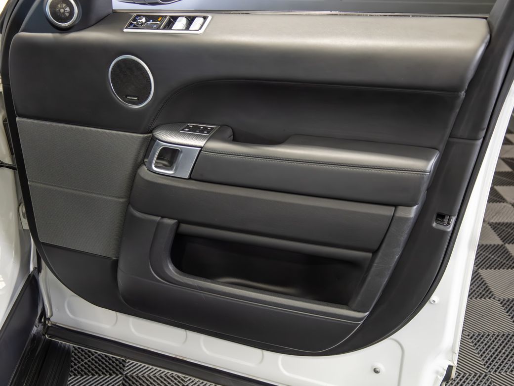 2020 Land Rover Range Rover Sport