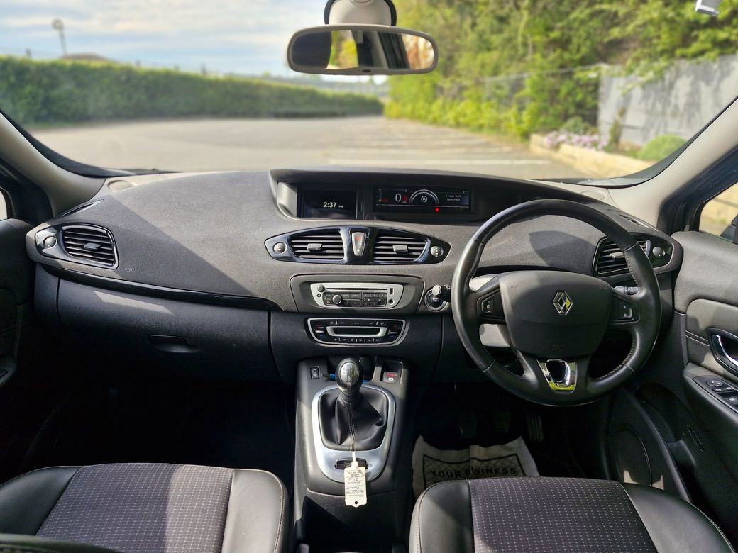 2016 Renault Scenic