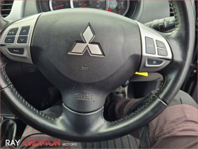 2015 Mitsubishi L200