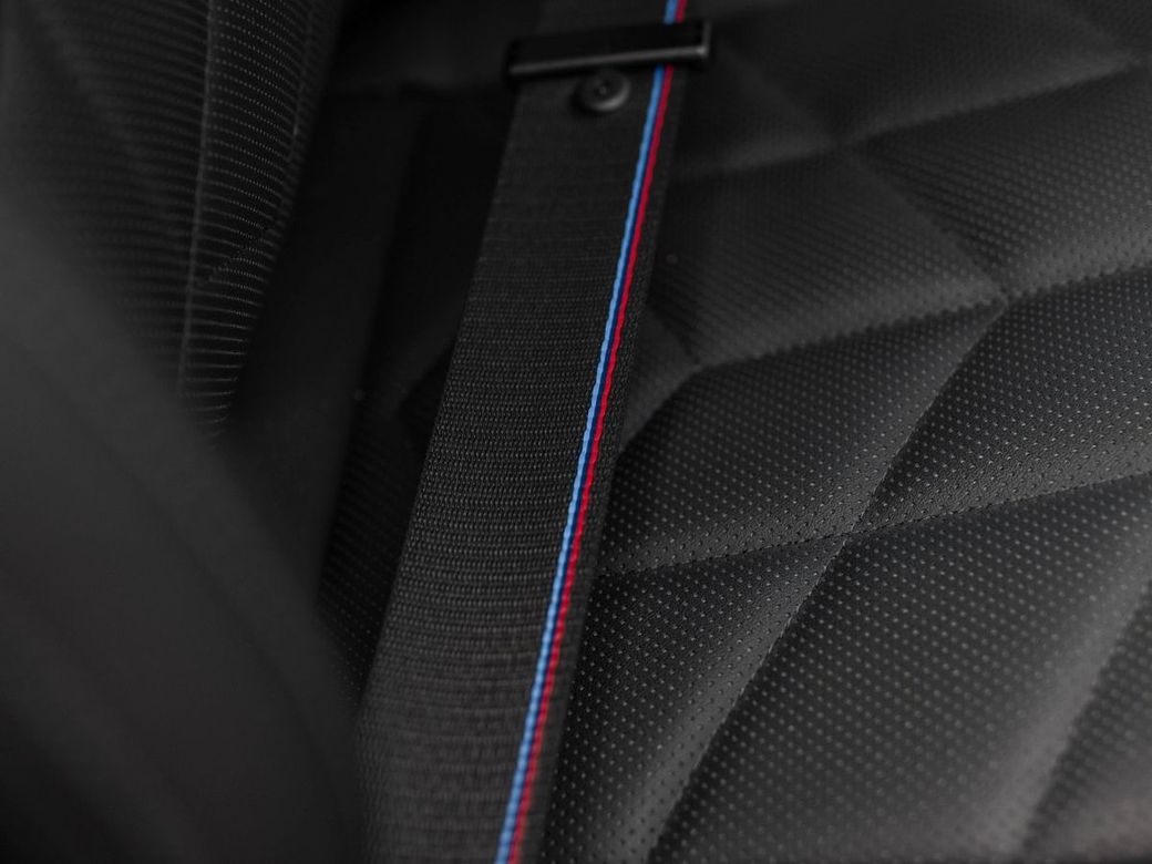 2025 BMW i5