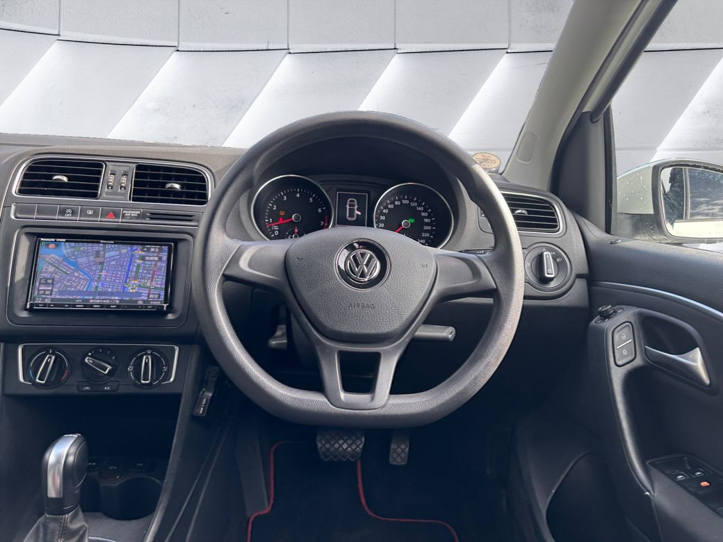 2017 Volkswagen Polo